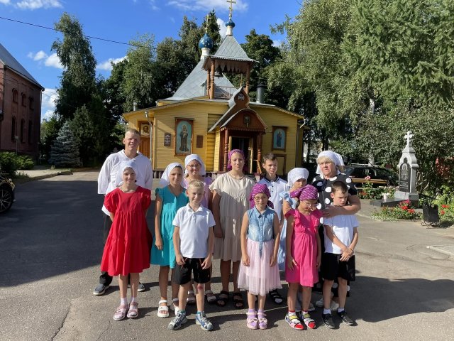Под покровом святого Пантелеймона