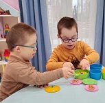 Учимся обращаться с посудой