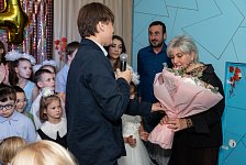 Социальному центру "Надежда" 14 лет