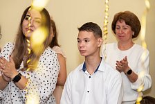 Социальному центру "Надежда" 14 лет