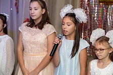 Социальному центру "Надежда" 14 лет