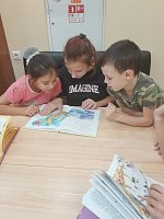 Знакомимся с творчеством Джанни Родари Знакомимся с творчеством Джанни Родари