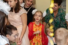 Социальному центру "Надежда" 14 лет
