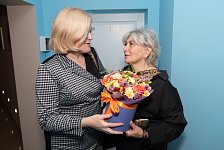 Социальному центру "Надежда" 14 лет