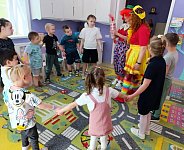 Ириска и Клёпа в гостях у Надежды
