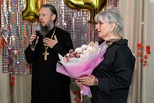 Социальному центру "Надежда" 14 лет