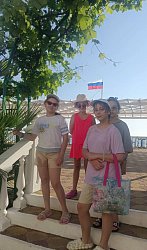 Там, где живет лето: дети из центра «Надежда» на море