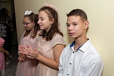 Социальному центру "Надежда" 14 лет