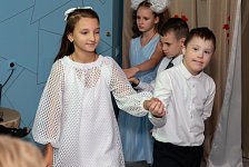 Социальному центру "Надежда" 14 лет