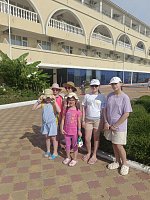Там, где живет лето: дети из центра «Надежда» на море